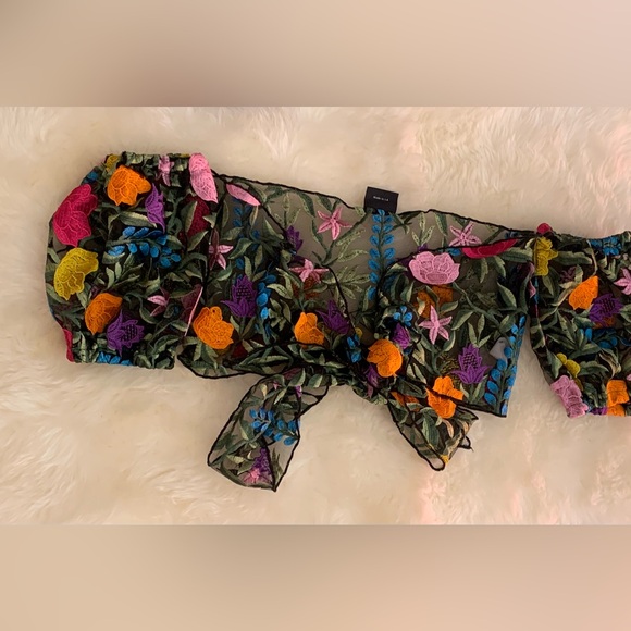 JLorraine(Top only) - Picture 6 of 8